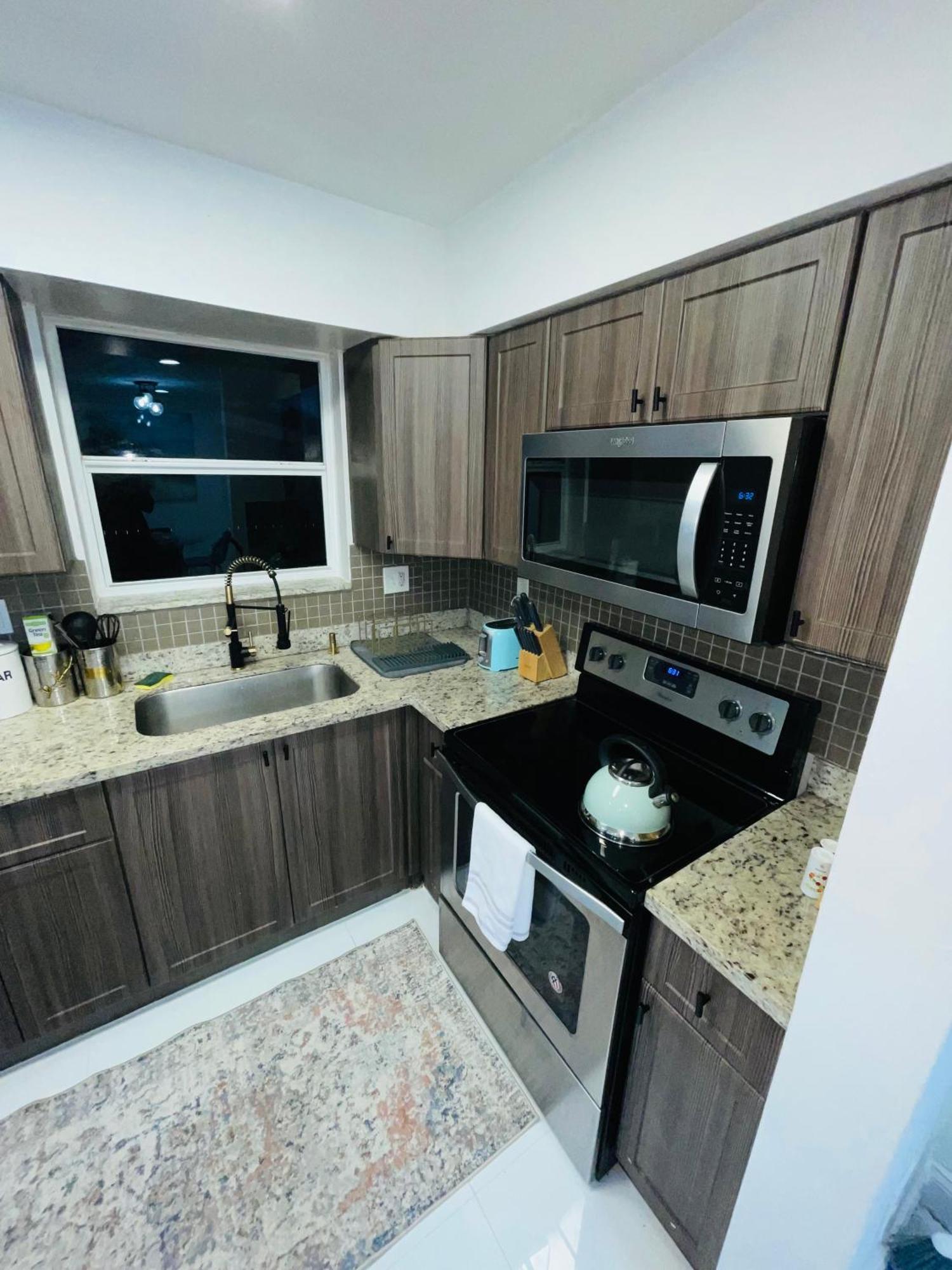 Villa Cozy Comfy House Pembroke Pines Exterior foto